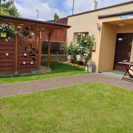 Goscinne U Basi Penzion Mielno (Koszalin)