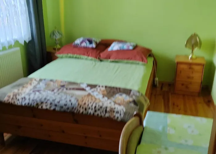 Goscinne U Basi Pensión Mielno (Koszalin)